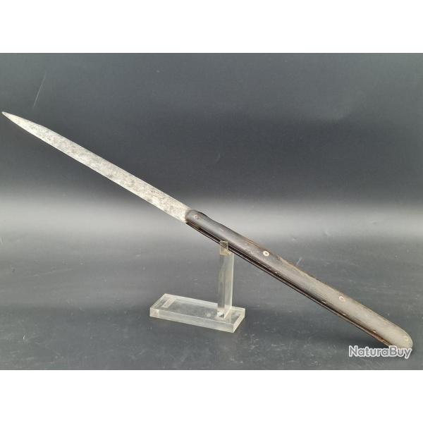 LONG COUTEAU PLIANT 2 PIECES MORIZE Rue St Antoine Paris - France fin XVIII� Bon Collection France C