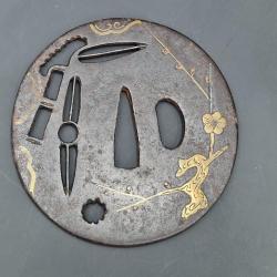 TSUBA KATANA WAKIZASHI NAGA MARU GATA en FER JAPON 19&egrave; Collection Tr&egrave;s bon Japon XIX eme