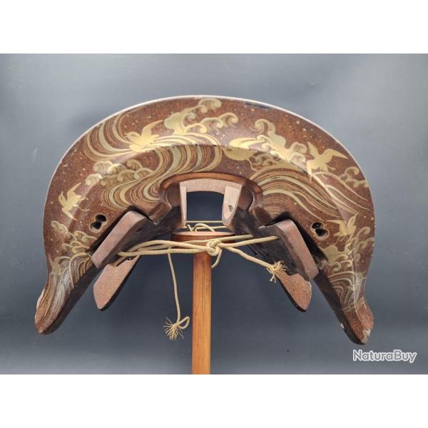 SELLE KURA DE CAVALIER SAMOURAI EN BOIS LAQUE NASHIJI DECOR EN TAKAMAKI-E - JAPON EDO XIX Collectio