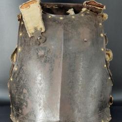 CUIRASSE DE GUERRE D'OFFICIER DE CAVALERIE FRANCE VERS 1680 / 1700 ANCIENNE MONARCHIE Collection Fra