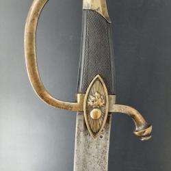 SABRE DE TROUPE DES CENT SUISSES DE LA MAISON MILITAIRE DU ROI LOUIS XVIII MODELE 1814 - FRANCE REST
