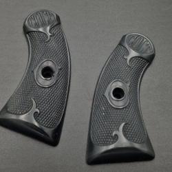 PAIRE PLAQUETTES COLT NEW POLICE POSITIVE CALIBRE 32 EN RESINE