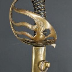SABRE DES OFFICIERS DES CARABINIERS TROUPES D'ELITES - FRANCE PREMIER EMPIRE Collection France Tr&egrave;s 