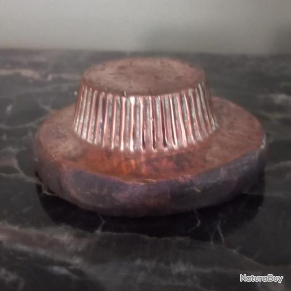 ANCIEN OUTIL & VIEUX METIERS  Tr�s belle matrice  pour chocolat individuel du XIX �me