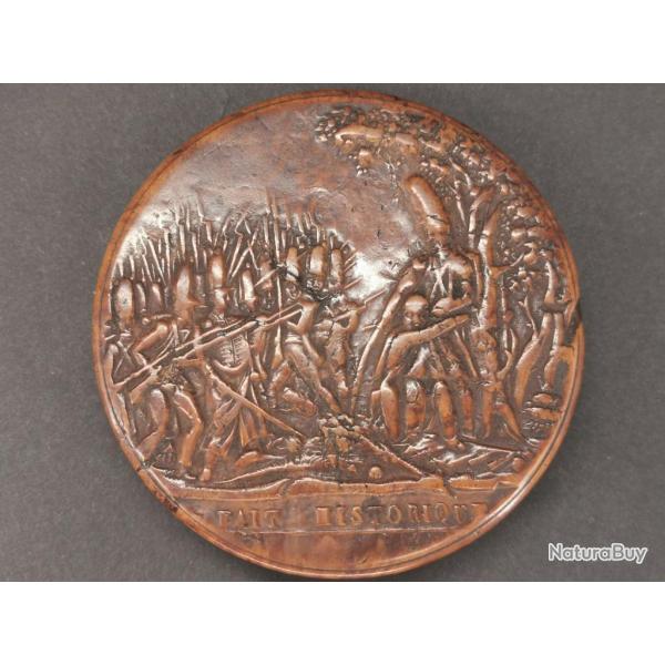 TAABTIERE EN BOIS COMPRESSE SCULPTEE DE FAIT HISTORIQUE - FRANCE XIX� Collection France Tr�s bon  XI