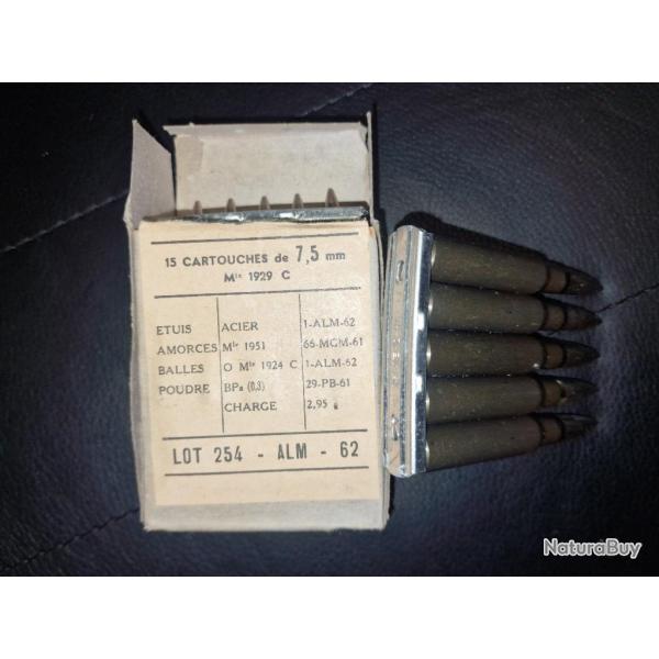 BOITE 15 MUNITIONS 1962 SUR CLIPS CARTOUCHES CALIBRE 7.5MM MODELE 1929 C - 7,5X54 MAS France Tr�s bo