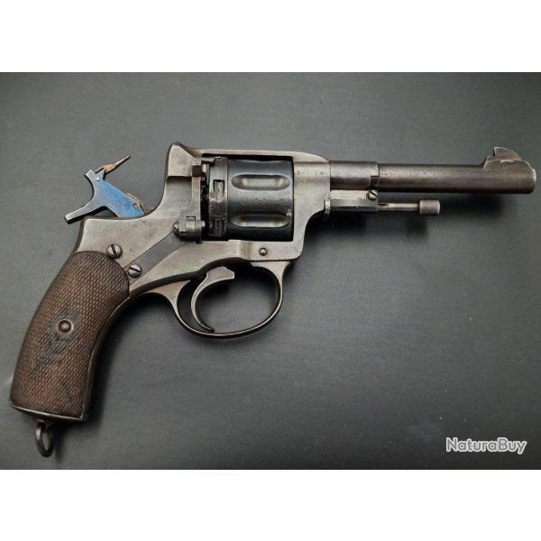 RARE REVOLVER NAGANT modle 1898 Civil Lige Obturateur modle 1898 Calibre 7.62 Nagant ou 32 long -