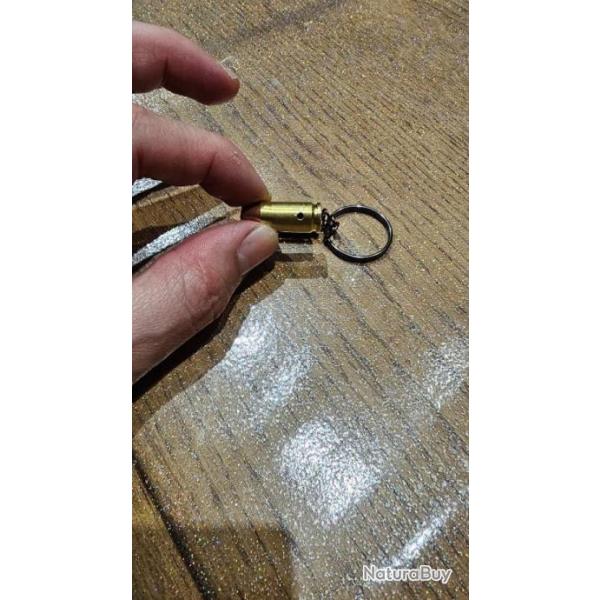 Porte cl vritable balle 9mm, couleur Noir brillant, fait main (Munition dsamorce et neutralise)