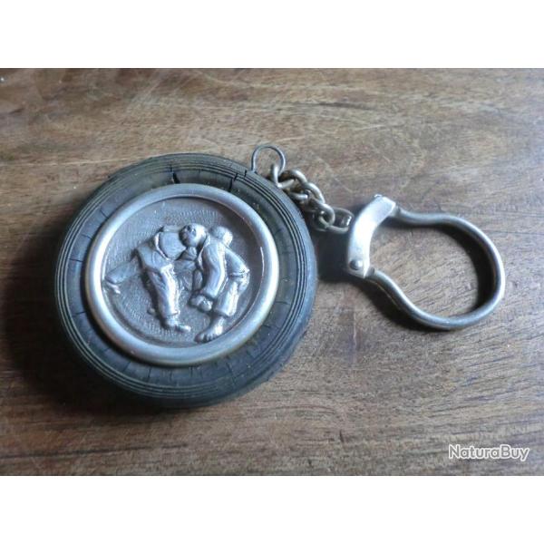 porte cl� coquille pneu judoka
