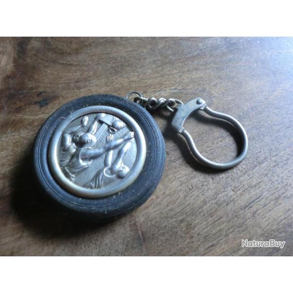 porte cl� coquille pneu basket