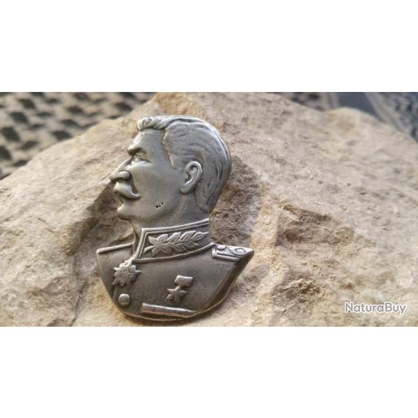 Profil � plat de Staline  ( Hauteur : 4 cm ) en m�tal