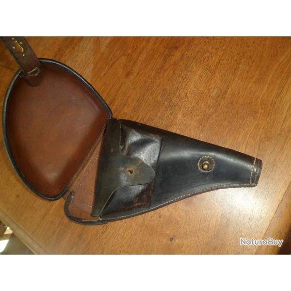 VEND ETUI REGLEMENTAIRE  POUR 73 OU 92