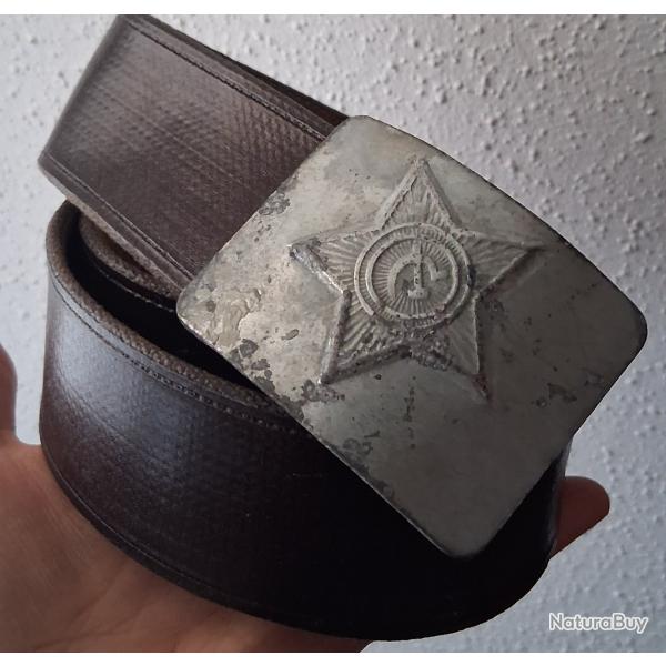 AUTHENTIQUE CEINTURE MILITAIRE de L'ARM�E ROUGE 105 cms URSS CCCP 1950s