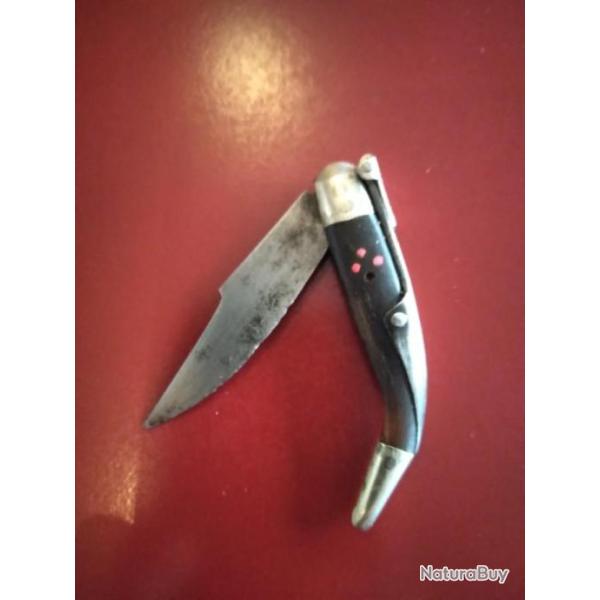 Petite navaja ancienne, c�tes en corne