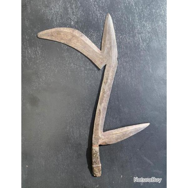 ANCIEN COUTEAU DE JET AFRICAIN ""BANDA""AFRIQUE CENTRALE, POUR COLLECTION