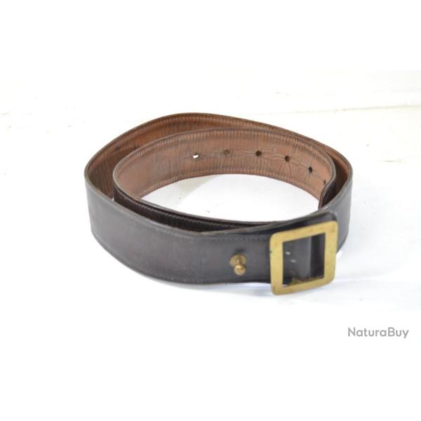 Ancien ceinturon en cuir Arme Franaise Sous-Officier, longueur 106cm. France WW1 WW2 ?