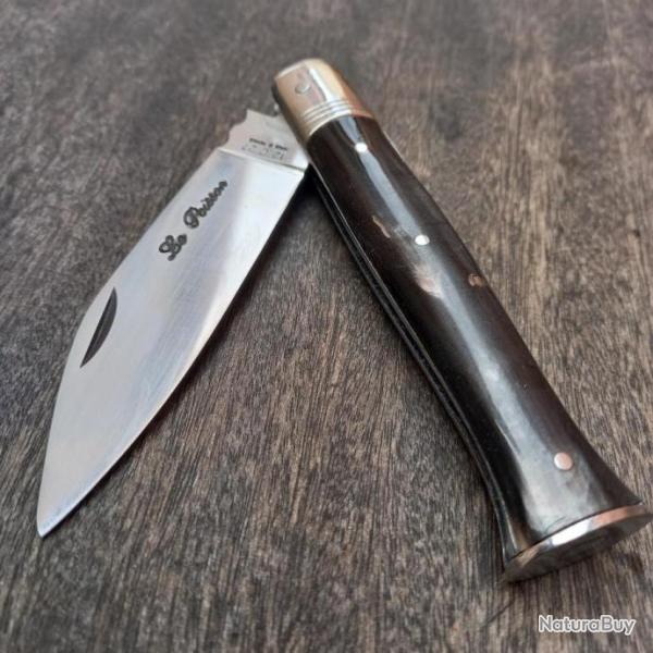 Joli Couteau R�gional KENAVO par LE POISSON Manche en Corne