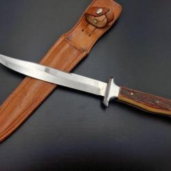 COUTEAU DE CHASSE DROIT ET FIXE LAME INOX MANCHE BOIS DE CERF Collection France Tr&egrave;s bon XX&egrave;