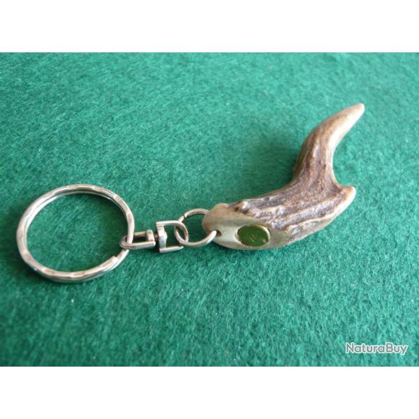 Breloque porte-clefs sur cor de bois de chevreuil, aves insert .22 LR !