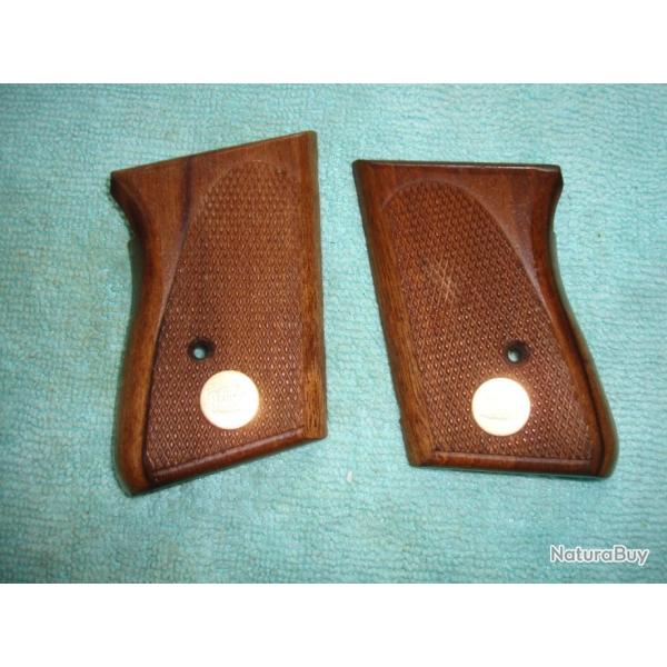 PLAQUETTE POUR UN PISTOLET MAUSER