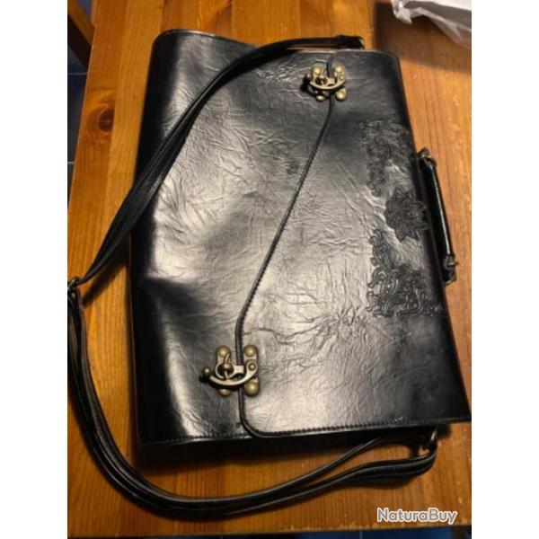 sacoche cuir �pais belle qualit� tr�s bon �tat