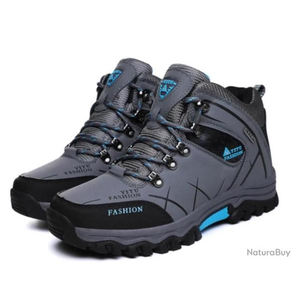 Chaussures de randonne grises impermables et chaudes