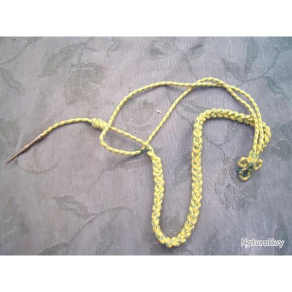 fourrag�re de  couleur jaune