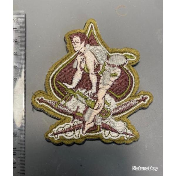 Patch tissu devises militaire n8