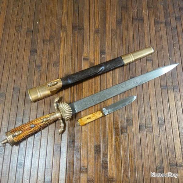 SUPERBE GRANDE DAGUE POIGNARD AVEC SON BATARDEAU DE V�NERIES CORNE ALLEMAGNE SOLINGEN XlX �ME
