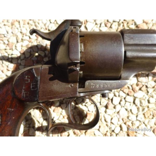 revolver ,6 coups, 12mm a broches,  sign� par E LEFAUCHEUX,action simple, 1860
