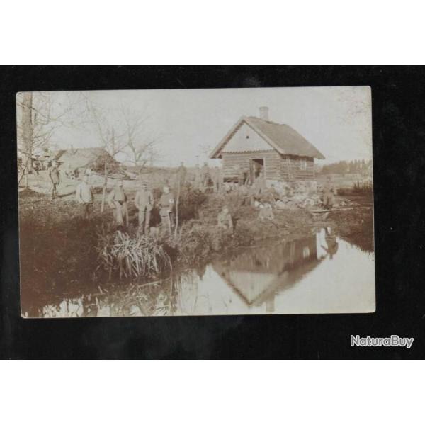 poste de secours ou de repos troupes allemandes, 1 infirmier  carte photo