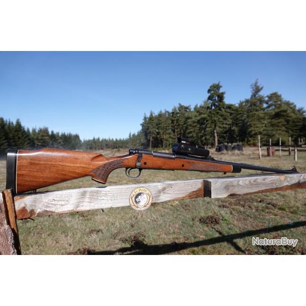 Carabine Remington mod�le 700 BDL Bushnell Holosight Cal. 300 Win mag