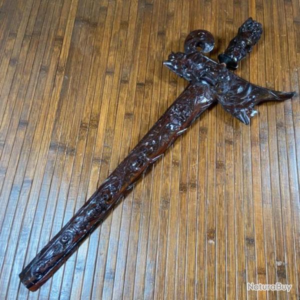 BEAU ET TR�S GRAND POIGNARD KRISS D'INDON�SIE