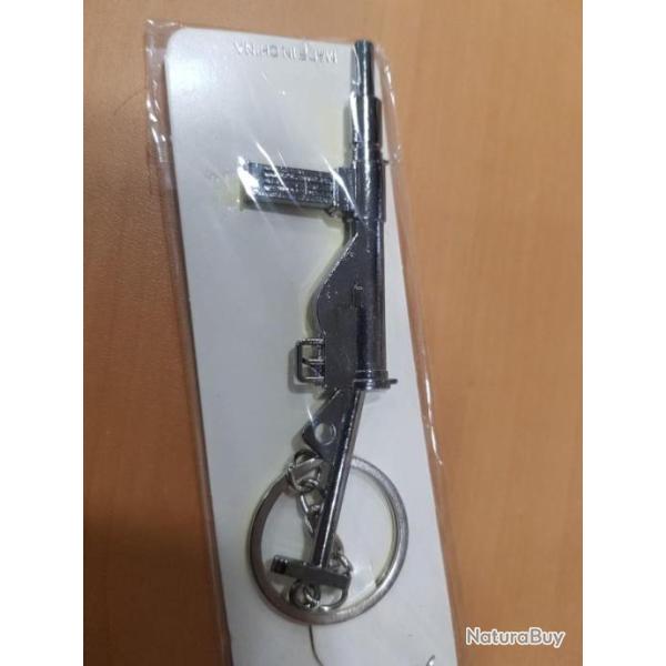 Porte clef mrtal mitraillette 10cm