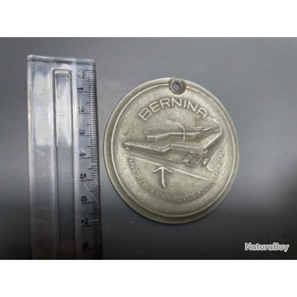 Plaque aluminium ronde BERNINA