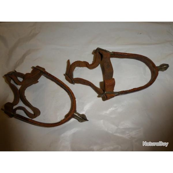 paire d'perons anciens