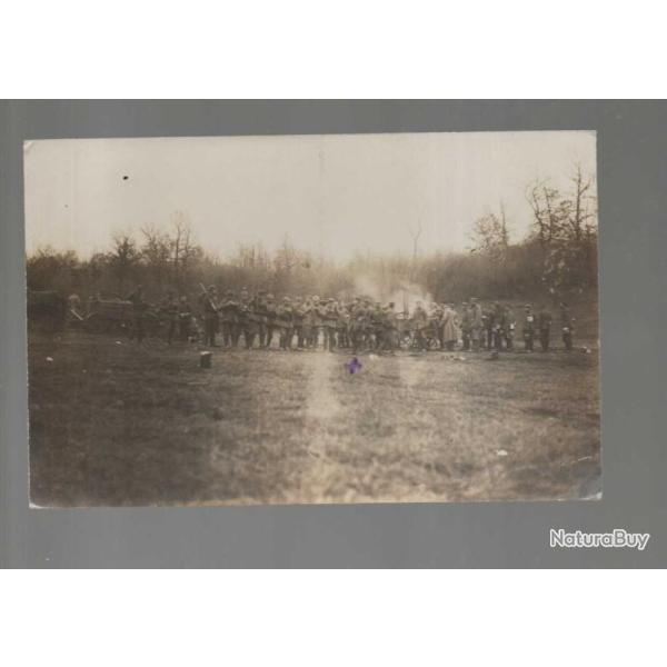 rassemblement pour la soupe , allemands gulaschkanone carte photo 14-18 , troupiers et infirmiers