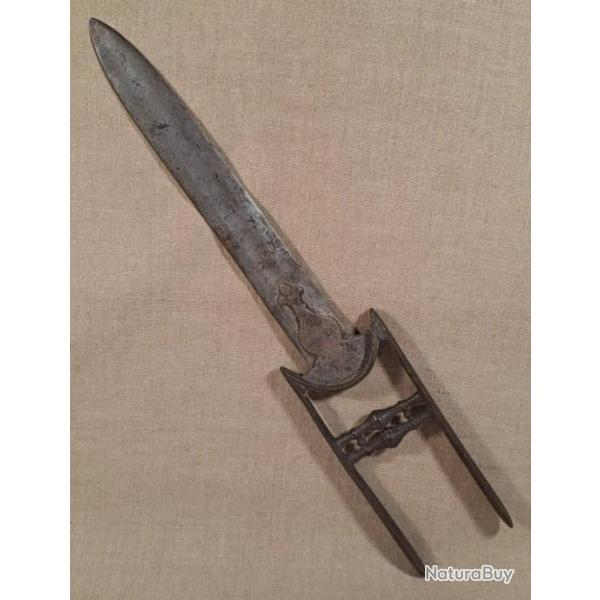 Katar Kalaripayattu weapon INDE