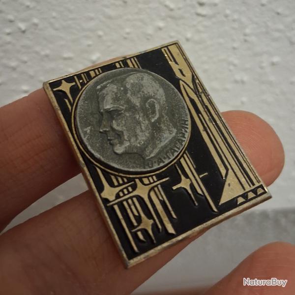PIN'S INSIGNE YURI GAGARINE COSMOS ESPACE URSS CCCP 60s
