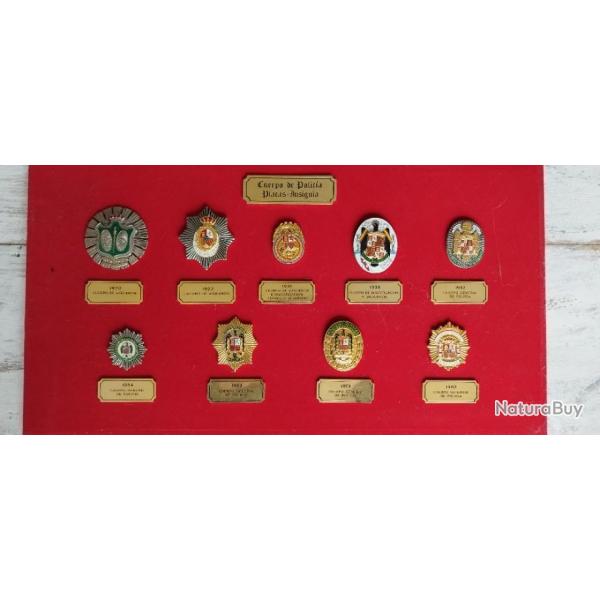 Exceptionnel panneau des 9 insignes des corps de police espagnols depuis les annes 20
