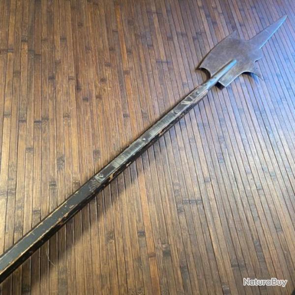 IMPOSANTE HALLEBARDE SEMPACH  XVll �me