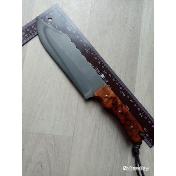 Couteau fixe de chasse artisanal