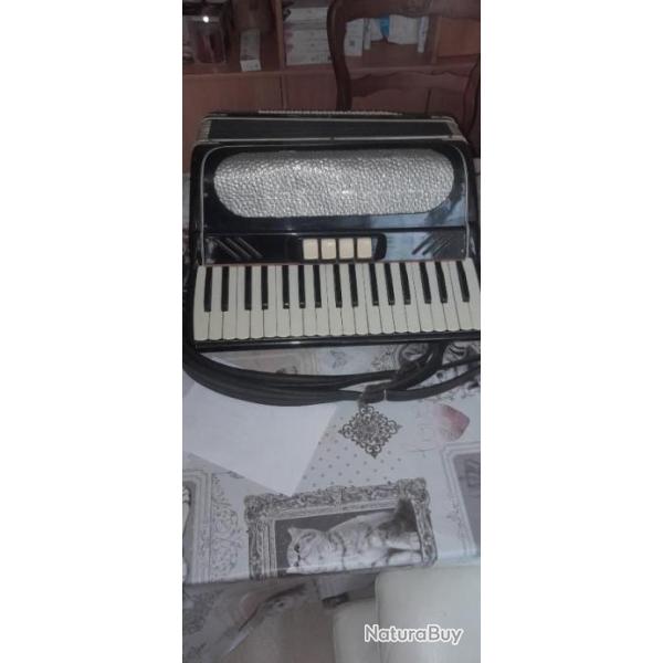 Accord�on  Paolo soprani