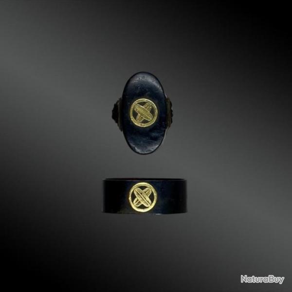 Fuchi Kashira avec mn- Japon - Priode Edo