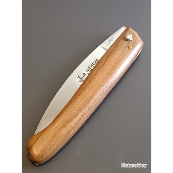 ANCIEN COUTEAU CAPUCIN, PARAPLUIE � L'�PREUVE, THIERS, XX�me, manche OLIVIER, tr�s bon �tat.