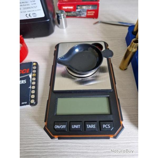 Balance de pr�cision pour le rechargement des munitions