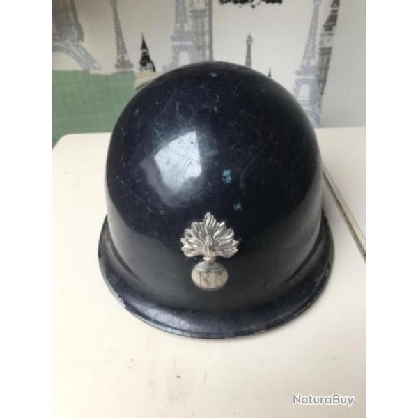 Casque de gendarmerie mobile,gendarme, mod�le 51.Ann�es 50/80
