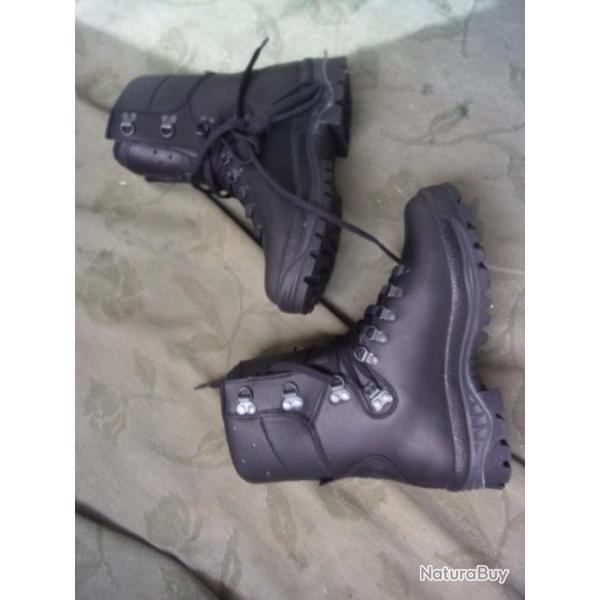 chaussure de marche taille 39