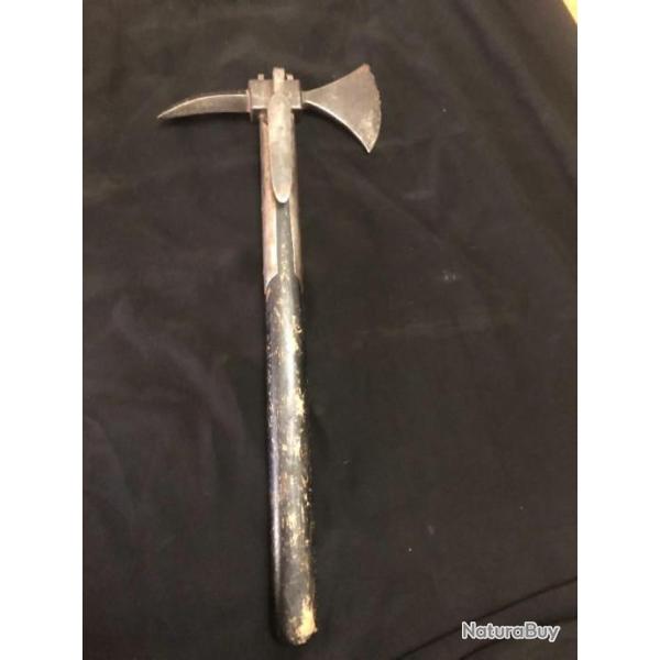 hache d'abordage marine avec son crochet de ceinture