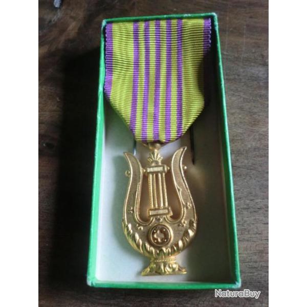 m�daille d�coration musique